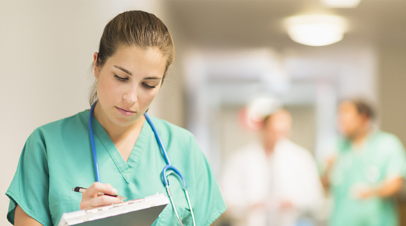 saúde faz processo seletivo para contratar enfermeiros e técnicos em enfermagem